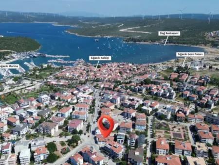 Sığacık'ın Kalbinde, Marina Ve Kale'ye Yürüme Mesafesinde 2+1 Kiralık Daire!