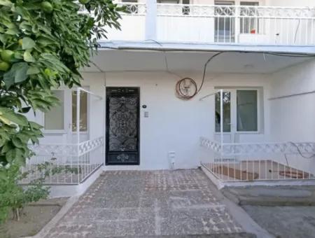 Sığacık'ın Kalbinde, Marina Ve Kale'ye Yürüme Mesafesinde 2+1 Kiralık Daire!