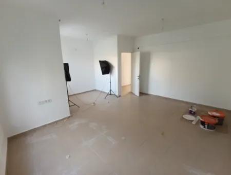 Sığacık'ın Kalbinde, Marina Ve Kale'ye Yürüme Mesafesinde 2+1 Kiralık Daire!