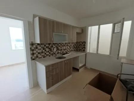 Sığacık'ın Kalbinde, Marina Ve Kale'ye Yürüme Mesafesinde 2+1 Kiralık Daire!