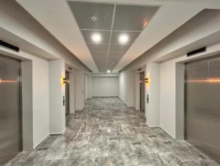 İzka Merkez Yaşam Konak’ta 25 Kat Panoramik Manzaralı Lüks 2+1