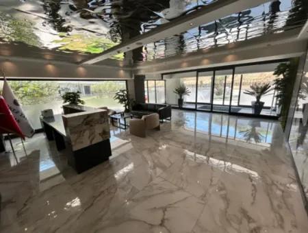 İzka Merkez Yaşam Konak’ta 25 Kat Panoramik Manzaralı Lüks 2+1