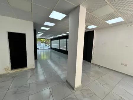 Fuar Cumhuriyet Kapısı Yakını Ana Cadde'de Bahçeli 100M2 Dükkan