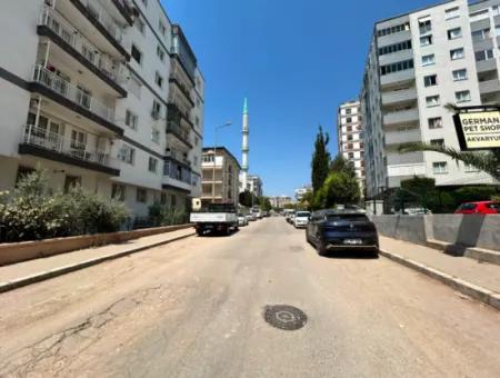 Yıldız Mahallesi Demirkent Sitesinde 1. Kat 3+1 Kiralık Daire