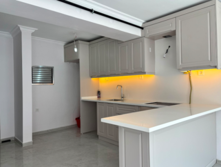 Alsancak Cumhuriyet Bulvarı Üzerinde 3+1 Amerikan Mutfak Hemen Taşınabileceğiniz Hem Ofis Olarak Hemde Daire Olarak Hazır Kiralık