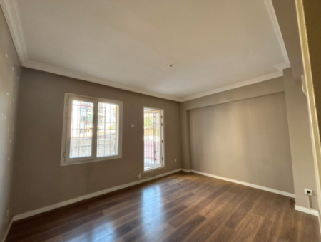 Alsancak Kıbrıs Şehitlerinde 1.Kat 3+1 120M2 Bakımlı Kiralık İş Yeir/Ofis