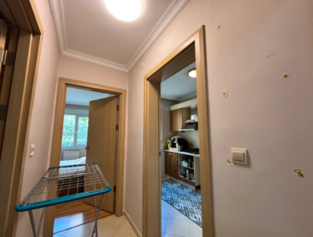 Karşıyaka Yüksek Vadi’de 1.Kat 1+1 65M2 Güvenlikli Kiralık Daire!