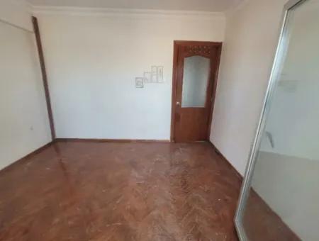 Alsancak Talatpaşa Bulvarı Üzerinde Kiralık 4+1 Çatı Dubleksi