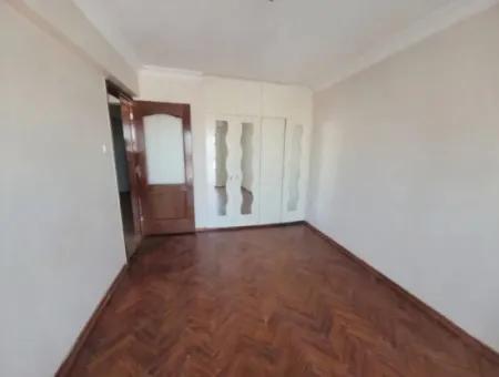 Alsancak Talatpaşa Bulvarı Üzerinde Kiralık 4+1 Çatı Dubleksi