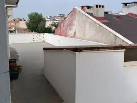 Seferihisar Hıdırlık’ta Şehir Merkezinde 3+1 Geniş Ve Ferah Dubleks Daire