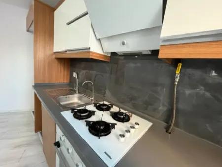 Şehir Merkezinde Konforlu Ve Kullanışlı 2+1 Kiralık Daire