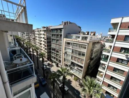 Talatpaşa Bulvarında, Migros Karşısında Kiralık 100M2 2+1 Ofis