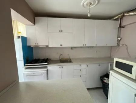 Karataş Hastanesine Ve Mithatpaşa Caddeye Yakın 2+1 Satılıkdaire
