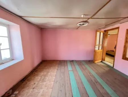 Kemalpaşa Halilbeyli’de Satılık 229 M² Arsa İçerisinde Müstakil Ev