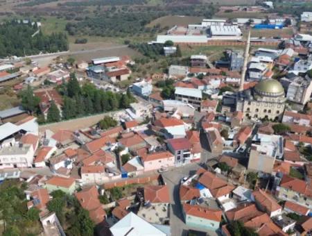 Kemalpaşa Halilbeyli’de Satılık 229 M² Arsa İçerisinde Müstakil Ev