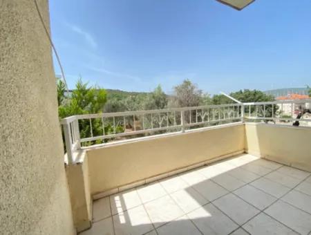 Sığacık Marinaya 150M, Trıplex, Bahçeli Satılık Villa