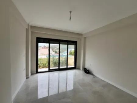 Seferihisar Sığacık'ta, Girlen Mevkii'nde Satılık Villa