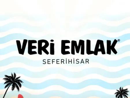 Seferihisar Akarca'da, Hıdırlık Mah.imar Sınırında Tarla