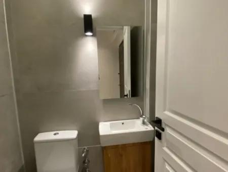 Poligonda Caddeye İkinci Bina Da Otoparklı Arakat Asansörlü Ultralux