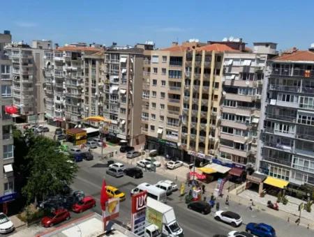 Poligonda Caddeye İkinci Bina Da Otoparklı Arakat Asansörlü Ultralux