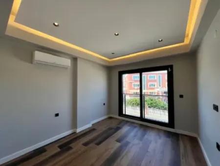 Seferihisar Villalar Bölgesinde, Kış Bahçeli, Emsalsiz Lüks Villa