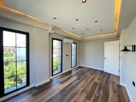 Seferihisar Villalar Bölgesinde, Kış Bahçeli, Emsalsiz Lüks Villa