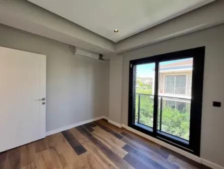 Seferihisar Villalar Bölgesinde, Kış Bahçeli, Emsalsiz Lüks Villa