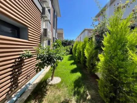 Seferihisar Villalar Bölgesinde, Kış Bahçeli, Emsalsiz Lüks Villa