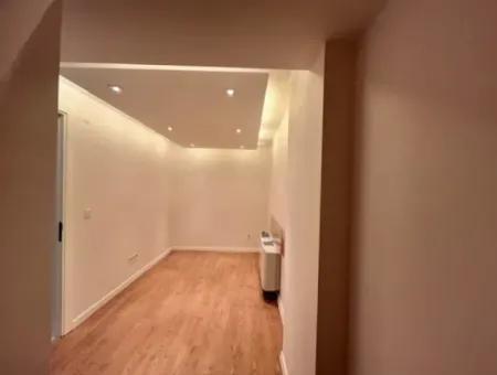 Seferihisar Merkez'de 4+1, Ebeveyn Banyolu, Teraslı, Akıllı Ev