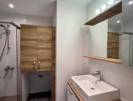 Seferihisar Merkez'de 4+1, Ebeveyn Banyolu, Teraslı, Akıllı Ev