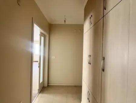 Seferihisar Adliyesi Yakınında,Köşe Konumlu,175M2, Kapalı Mutfaklı Satılık Daire