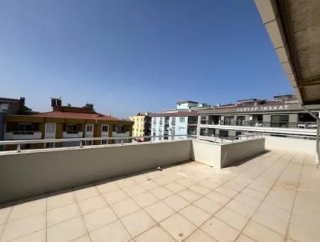 Seferihisar Adliyesi Yakınında,Köşe Konumlu,Dubleks, 280M2, Kapalı Mutfaklı Satılık Daire