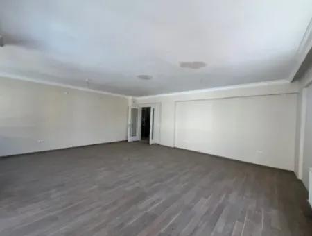 Seferihisar Adliyesi Yakınında,Köşe Konumlu,Dubleks, 280M2, Kapalı Mutfaklı Satılık Daire