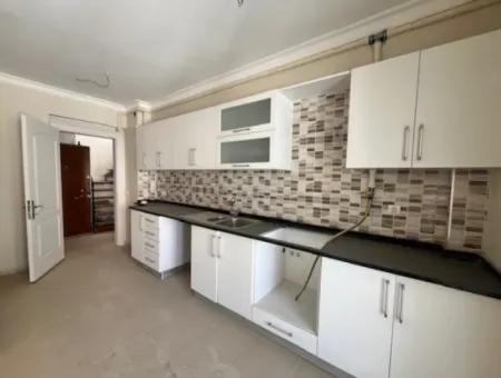 Seferihisar Adliyesi Yakınında,Köşe Konumlu,Dubleks, 280M2, Kapalı Mutfaklı Satılık Daire