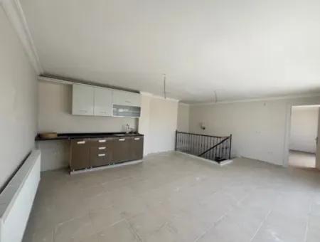 Seferihisar Adliyesi Yakınında,Köşe Konumlu,Dubleks, 280M2, Kapalı Mutfaklı Satılık Daire