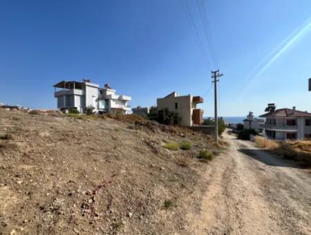 Eşsiz Deniz Manzaralı Arsa - Tripleks Villa Projesine Hazır!