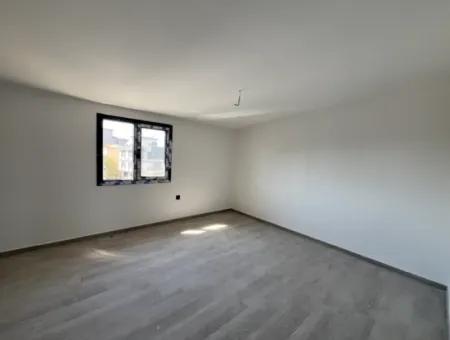 Gözsüzler'de Yatırım Fırsatı: Köşe Konumlu, Teraslı, Modern Satılık Daire